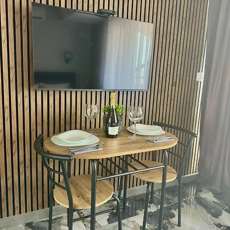 студио влас 2 Apartament