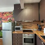 дани и мони سفيتي فلاس