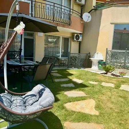 Апартамент дани и мони