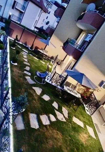 Апартамент дани и мони